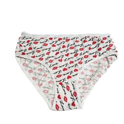 شورت زنانه نخی لاکرا طرح قلب و بوسه