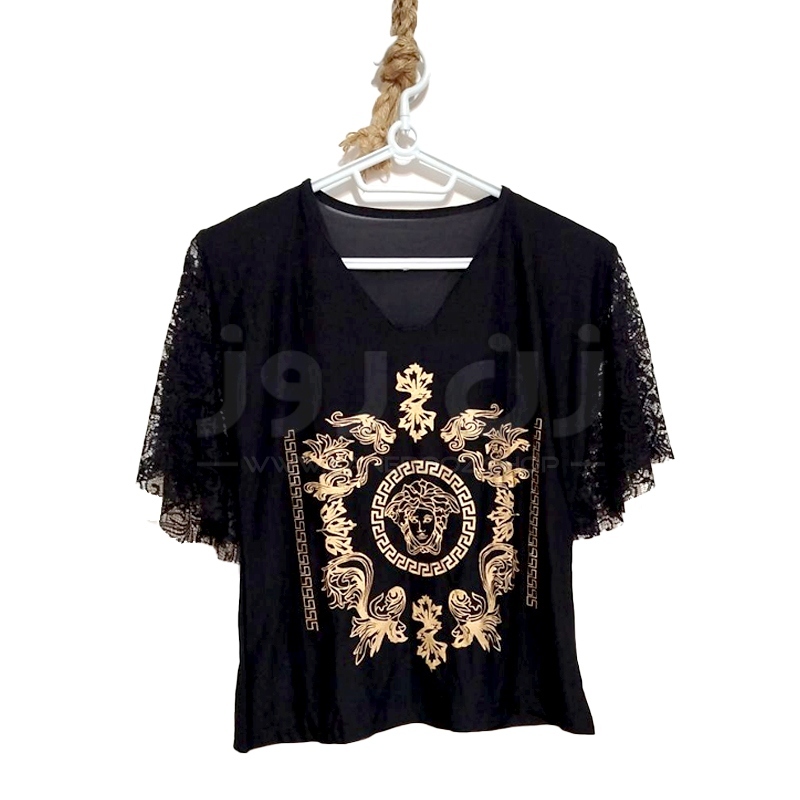 تاپ زنانه آستین کوتاه چاپ خفاش طلایی 2 تاپ زنانه آستین کوتاه چاپ خفاش طلایی - Image 2