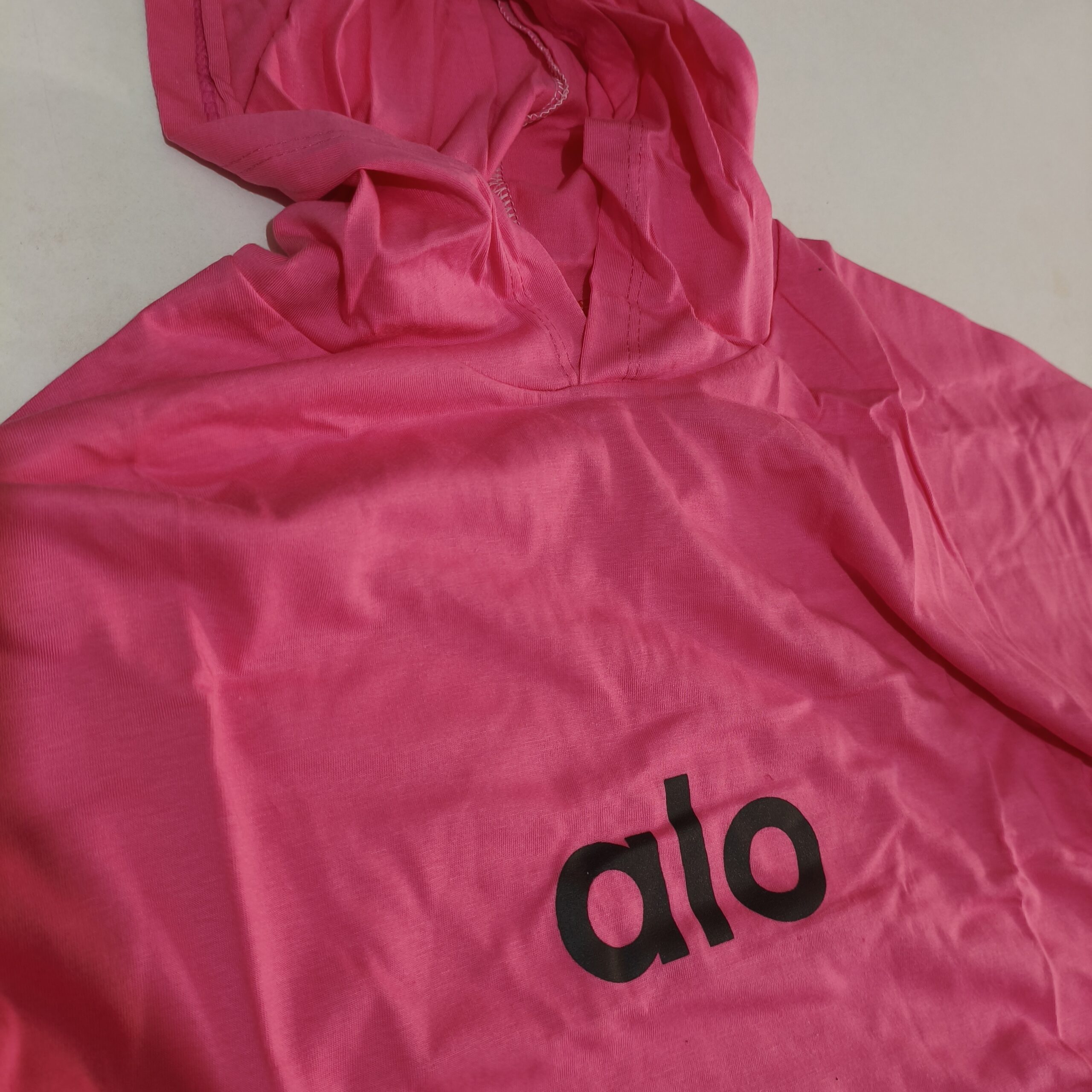 تیشرت باکسی کلاهدار الو (alo) 5 تیشرت باکسی کلاهدار الو (alo) - Image 5
