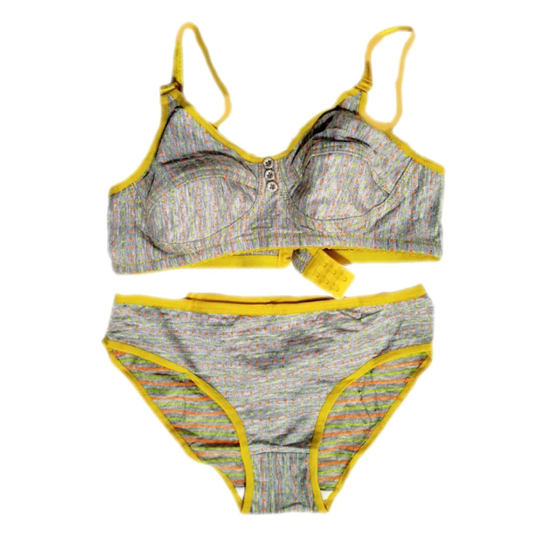 قیمت ست شورت و سوتین دکمه دار طرحدار