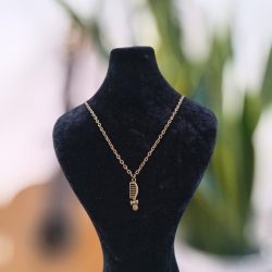 گردنبند طرح شانه سایز کوچک زنجیر دیپلمات برنزی اکسسوری مینیمال یونیسکس