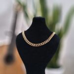 گردنبند طرح کارتیه طلایی رنگ ثابت سایز متوسط
