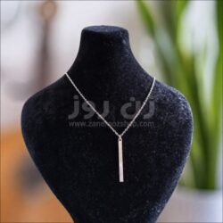 گردنبند پلاک مستطیل نقره‌ای با زنجیر استیل نقره‌ای (مینیمال و استیل)